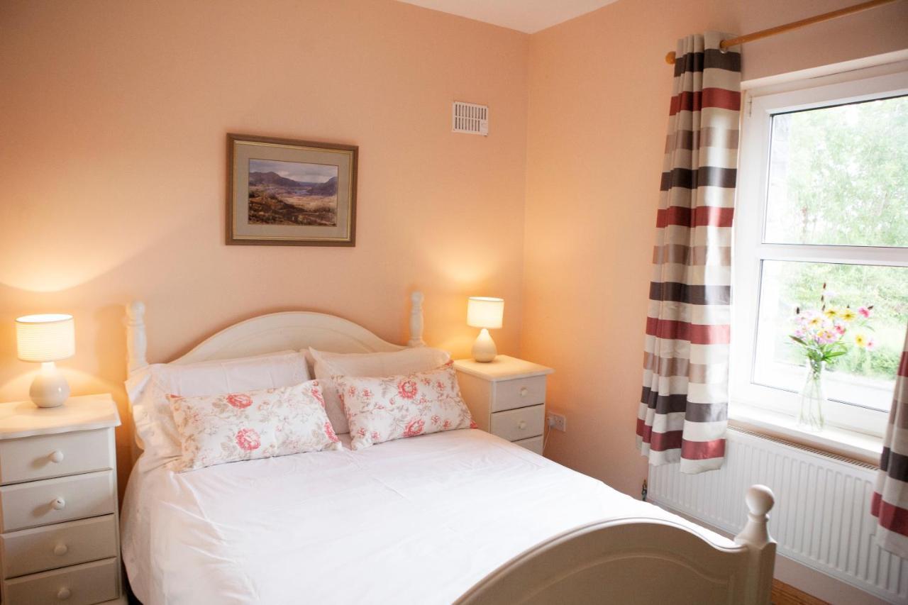 Inviting 4-Bed House In Strokestown Βίλα Εξωτερικό φωτογραφία