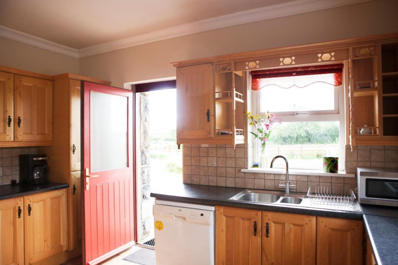 Inviting 4-Bed House In Strokestown Βίλα Εξωτερικό φωτογραφία